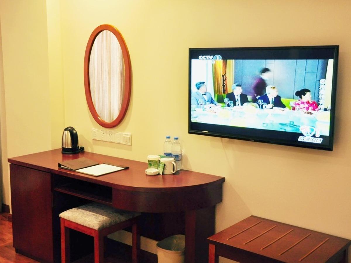 Greentree Inn Henan Hebi Hengshan Road Business Hotel Exterior photo
